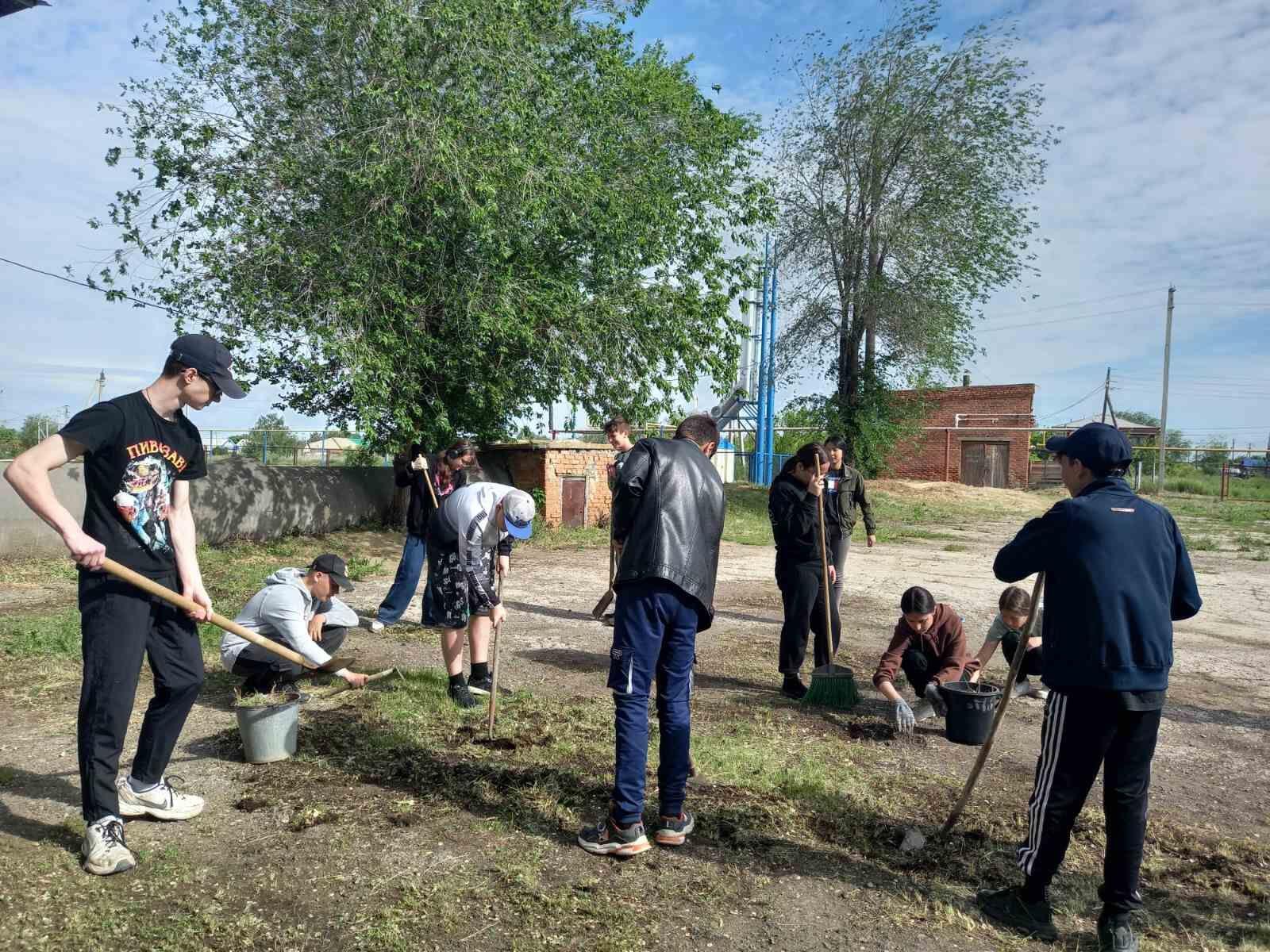 Занятость подростков летом.